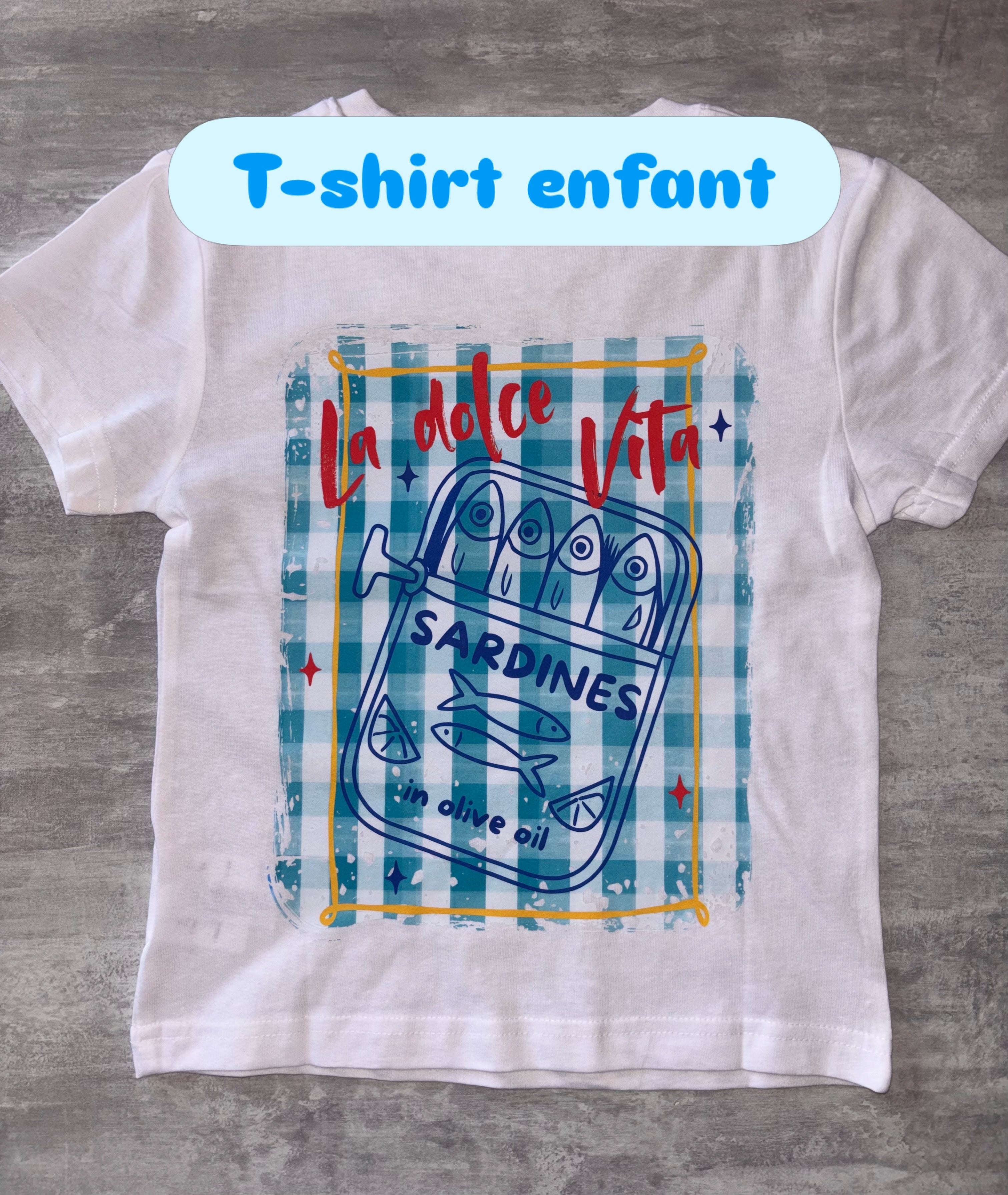 T-shirt personnalisé — Flocage, DTF, Vinyle