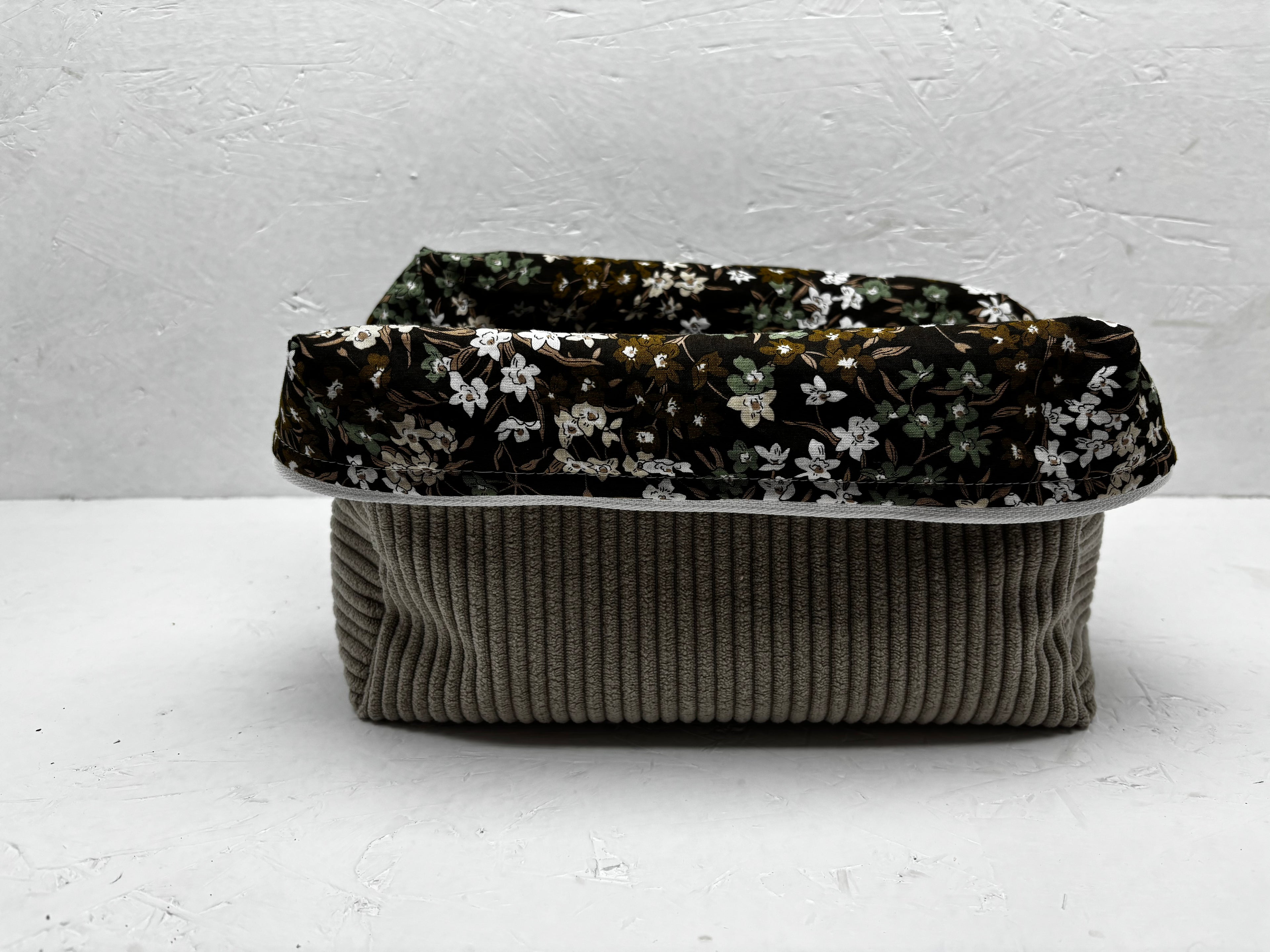Trousse de toilette en velours côtelé — Fait Main